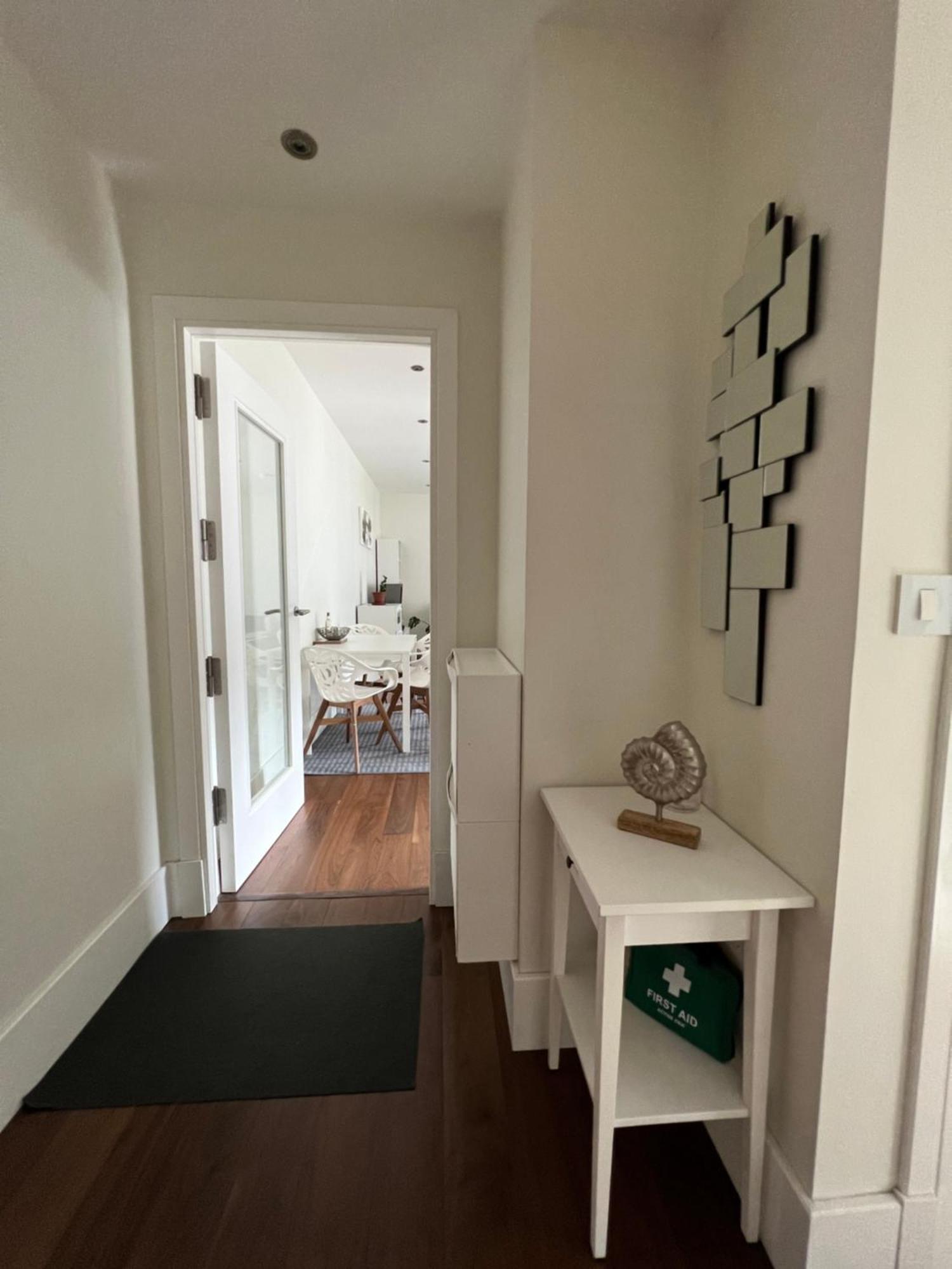 Deluxe 1-Bed Apartment In The City Centre 直布罗陀 外观 照片